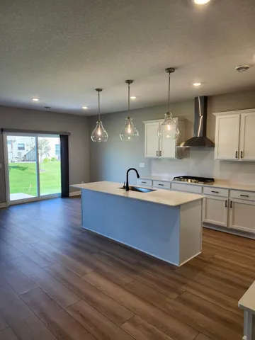 $3,200 | 14526 111th Avenue North, Dayton, MN 55369