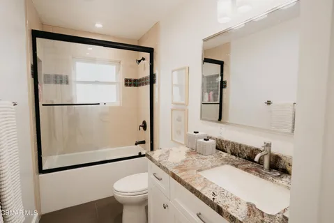 $2,175,000 | 1884 Calle Salto, Thousand Oaks, CA 91360