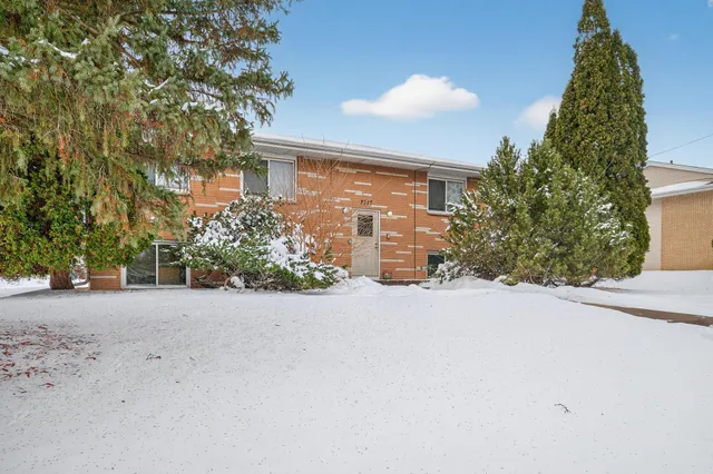 $539,900 | 2717 Virginia Avenue North, New Hope, MN 55427