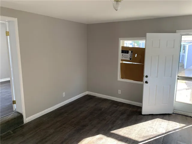 $3,100 | 6111 Greenwood Avenue, Commerce, CA 90040