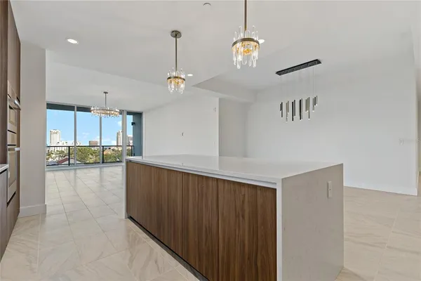 $6,375 | 777 3rd Avenue North, Unit 803, St. Petersburg, FL 33701