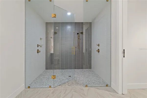 $6,375 | 777 3rd Avenue North, Unit 803, St. Petersburg, FL 33701