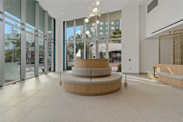 $6,375 | 777 3rd Avenue North, Unit 803, St. Petersburg, FL 33701