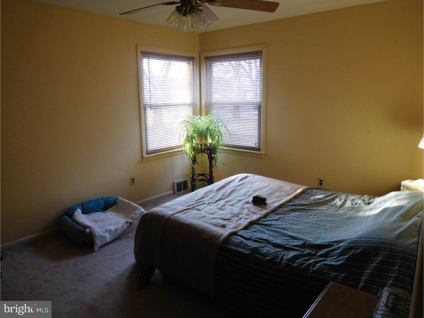 611 South Chester Avenue Riverside, NJ 08075 - Photo 11 of 16