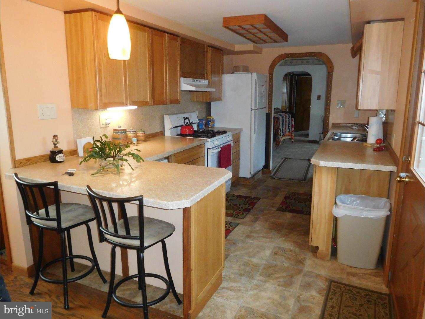 611 South Chester Avenue Riverside, NJ 08075 - Photo 7 of 16