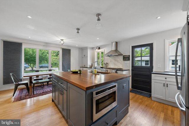 $1,345,000 | 6608 Jerry Place, McLean, VA 22101