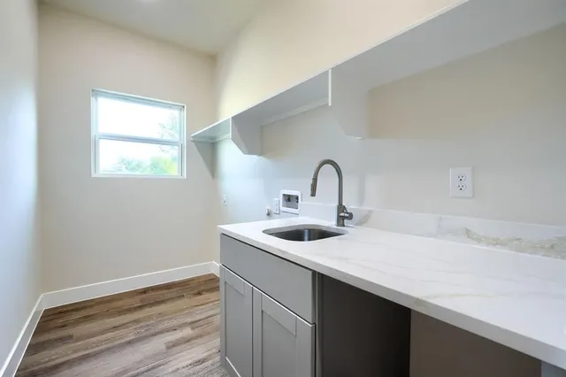 $3,800 | 1115 Bell Street, Arlington, TX 76001