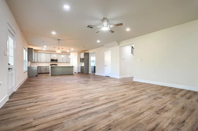 $3,800 | 1115 Bell Street, Arlington, TX 76001