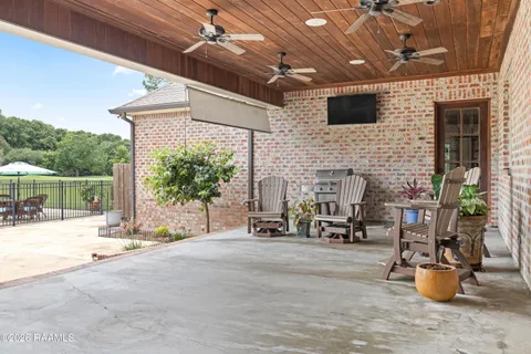 $650,000 | 1701 Squirrel Run Drive, New Iberia, LA 70560