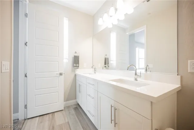 $525,000 | 11676 Hamilton Lk Avenue, Las Vegas, NV 89138