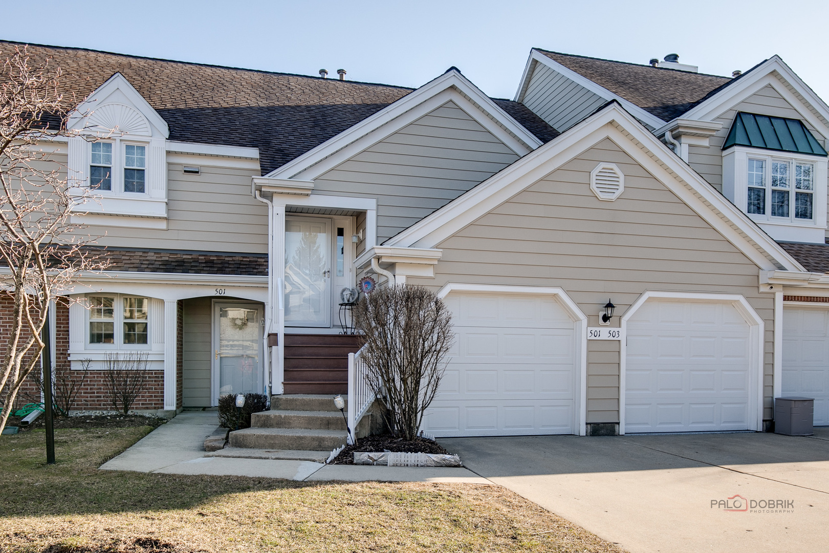 503 Park View Terrace Buffalo Grove, IL 60089 - Photo 2 of 26