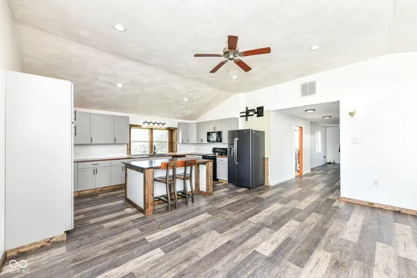 $309,900 | 408 West Jefferson Street, Kirklin, IN 46050