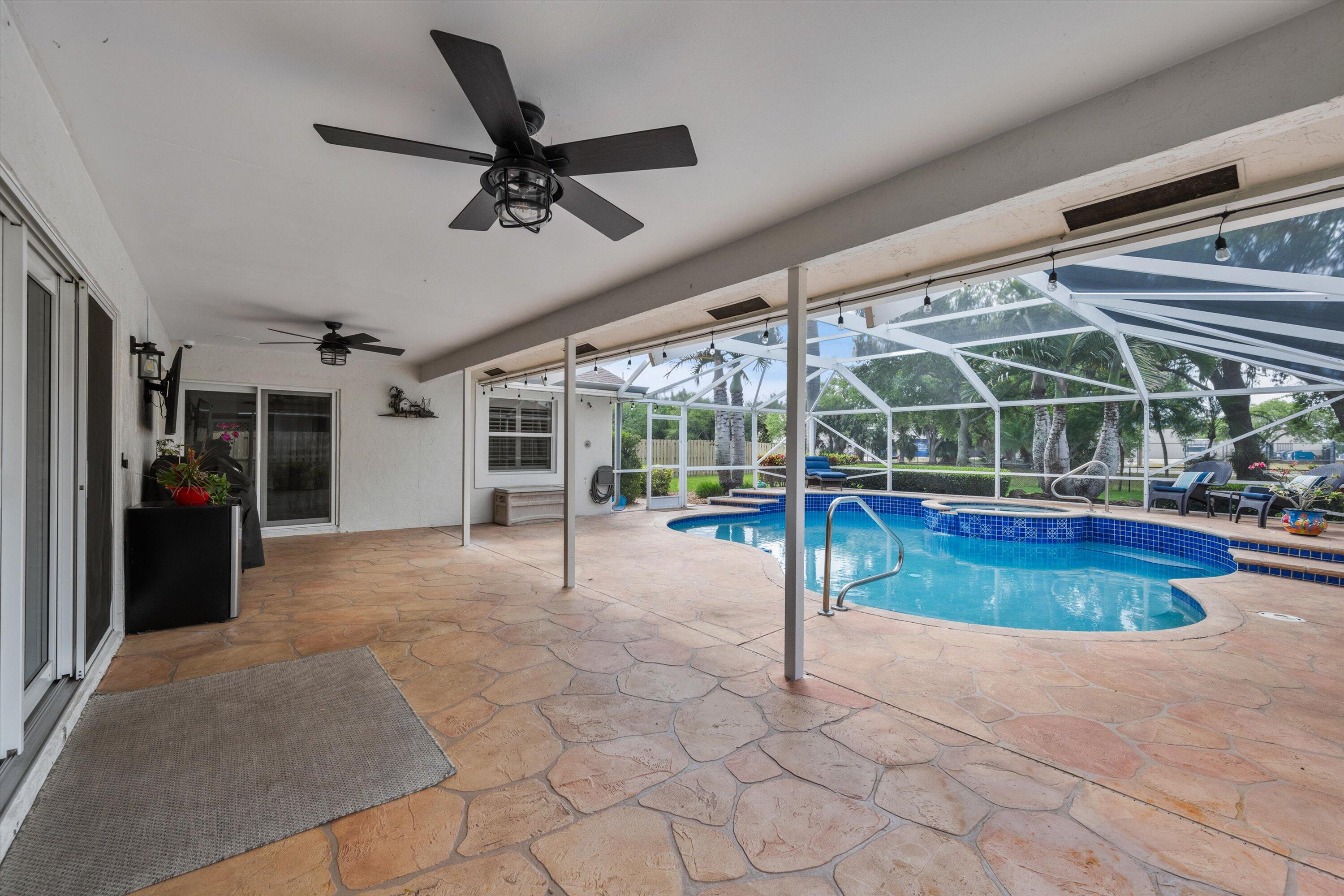 13813 Geranium Place Wellington, FL 33414 - Photo 29 of 39 30-DSC_9087