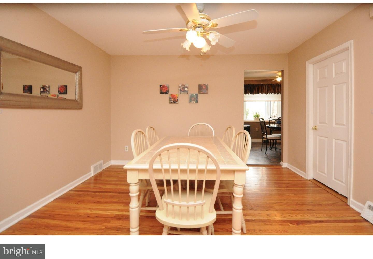 11702 Colman Road Philadelphia, PA 19154 - Photo 5 of 19 Gallery Image 5
