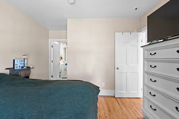 $430,000 | 1222 South Monroe Avenue, Green Bay, WI 54301