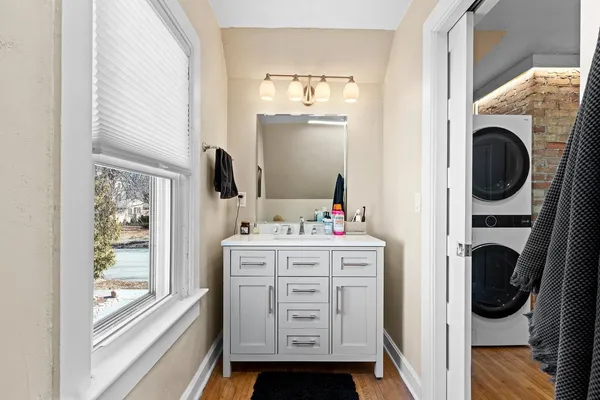 $430,000 | 1222 South Monroe Avenue, Green Bay, WI 54301