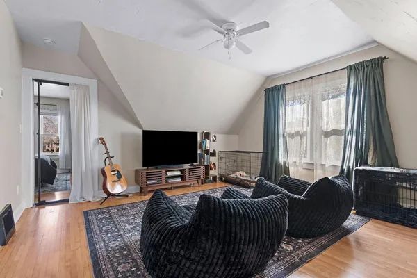 $430,000 | 1222 South Monroe Avenue, Green Bay, WI 54301