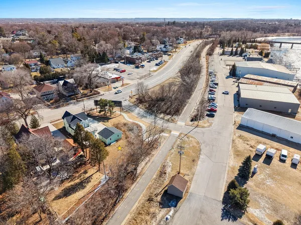 $430,000 | 1222 South Monroe Avenue, Green Bay, WI 54301