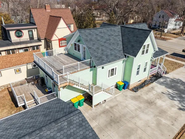 $430,000 | 1222 South Monroe Avenue, Green Bay, WI 54301