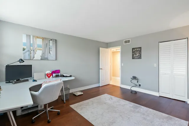 $449,000 | 800 Jeffery Street, Unit 211, Boca Raton, FL 33487