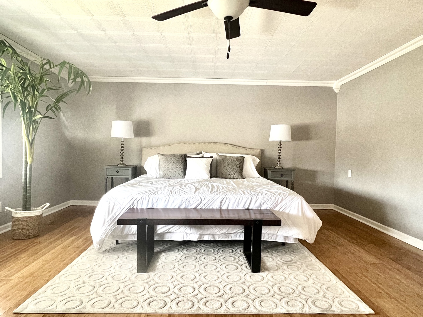 7113 Clarendon Hills Road Darien, IL 60561 - Photo 32 of 35 a bedroom with a bed and lamp