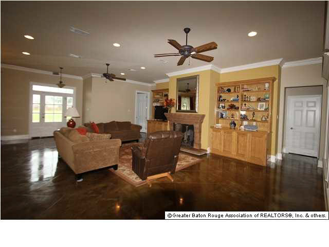 18394 Hidden Ridge Court Prairieville, LA 70769 - Photo 5 of 24 Gallery Image 5