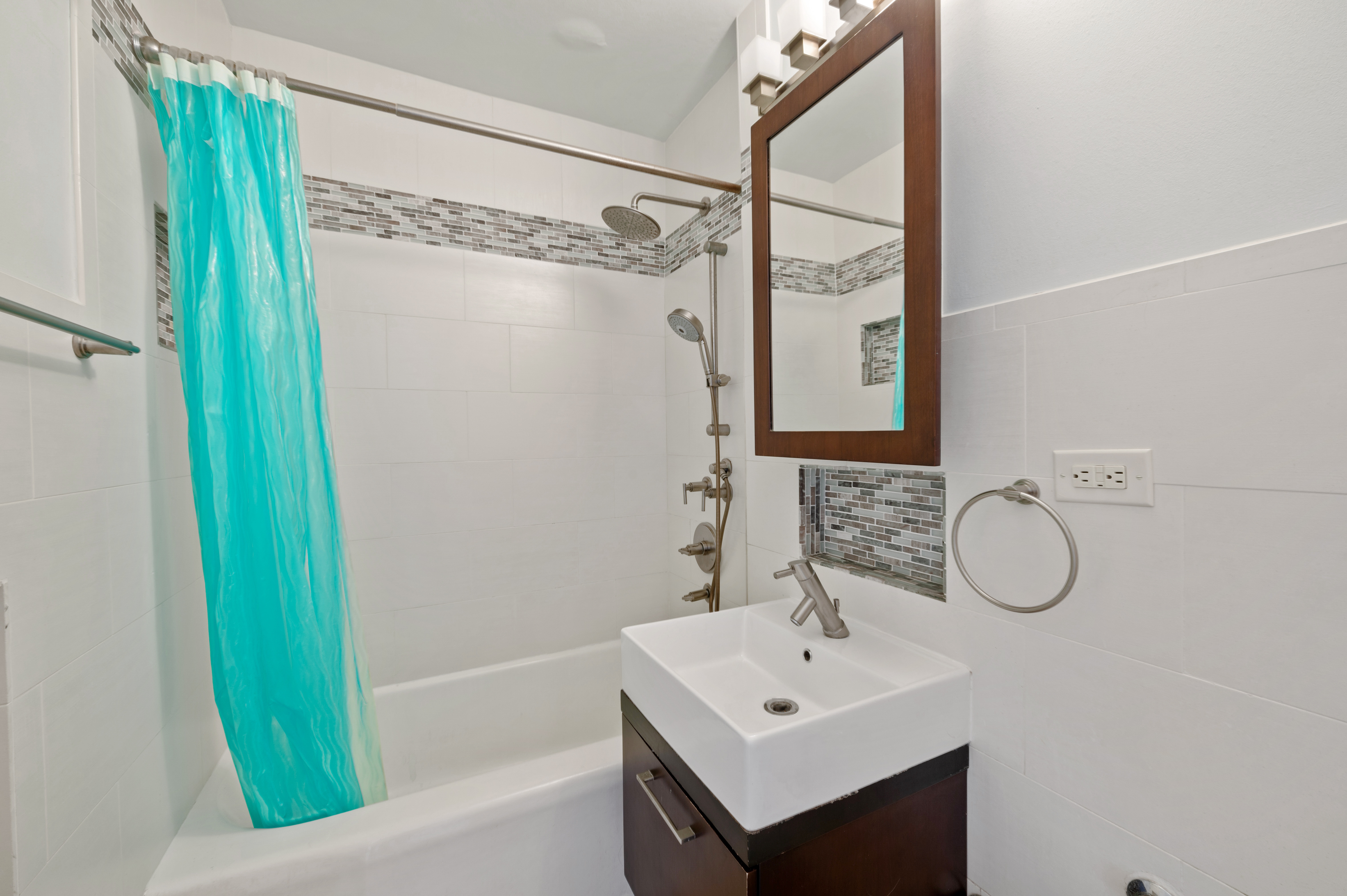 110-50 71st Road, Unit 9C Queens, NY 11375 - Photo 8 of 14