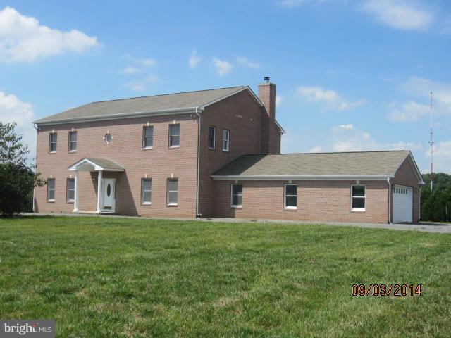 9546 Dr Perry Road Frederick, MD 21704 - Photo 1 of 14 Exterior (Front)