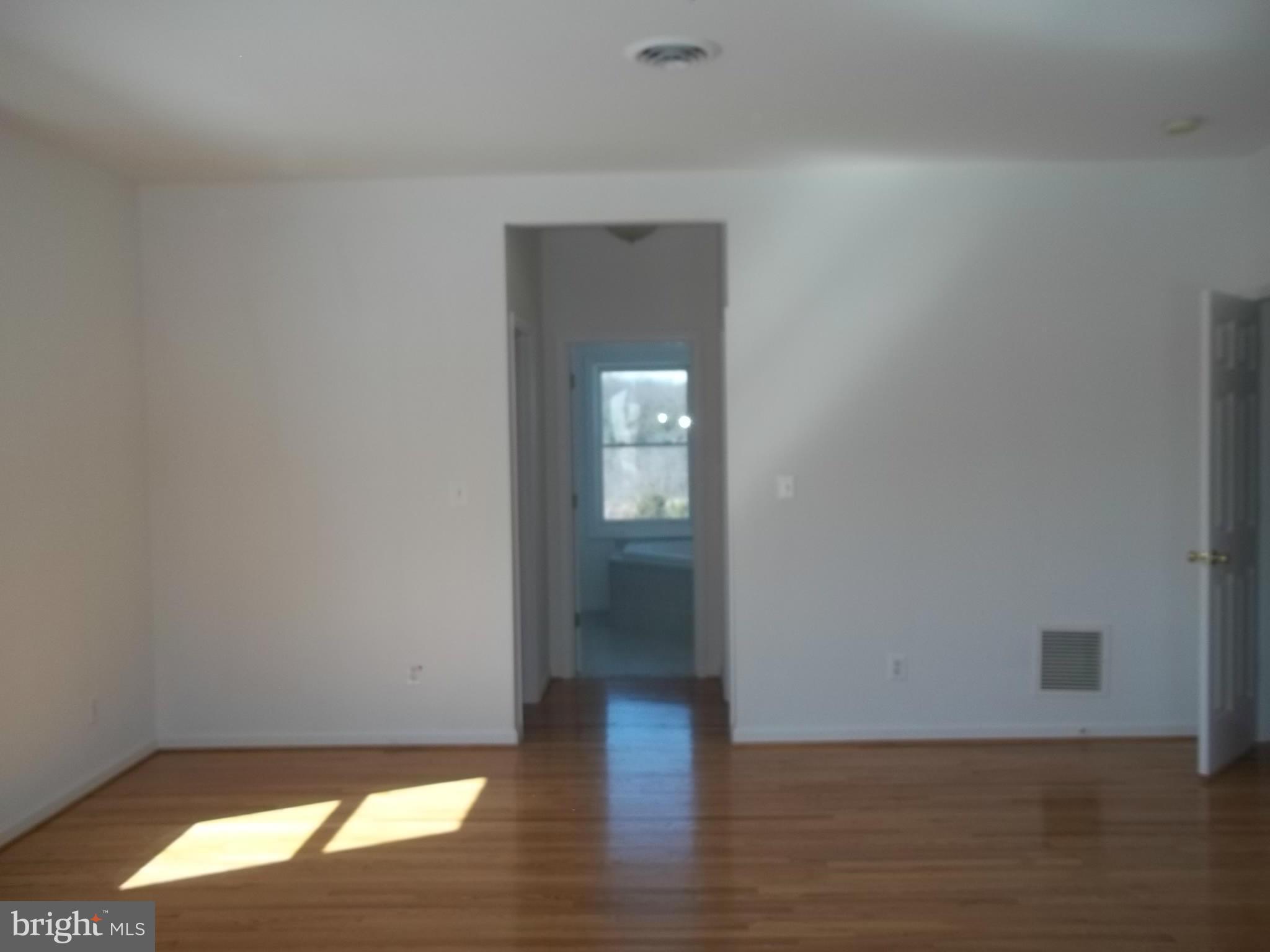 9546 Dr Perry Road Frederick, MD 21704 - Photo 4 of 14 Bedroom (Master)