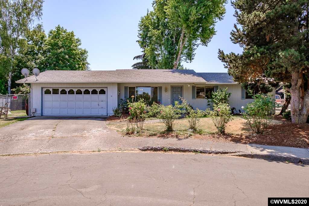 4703 Deerhorn Court Northeast Salem, OR 97305 - Photo 3 of 24