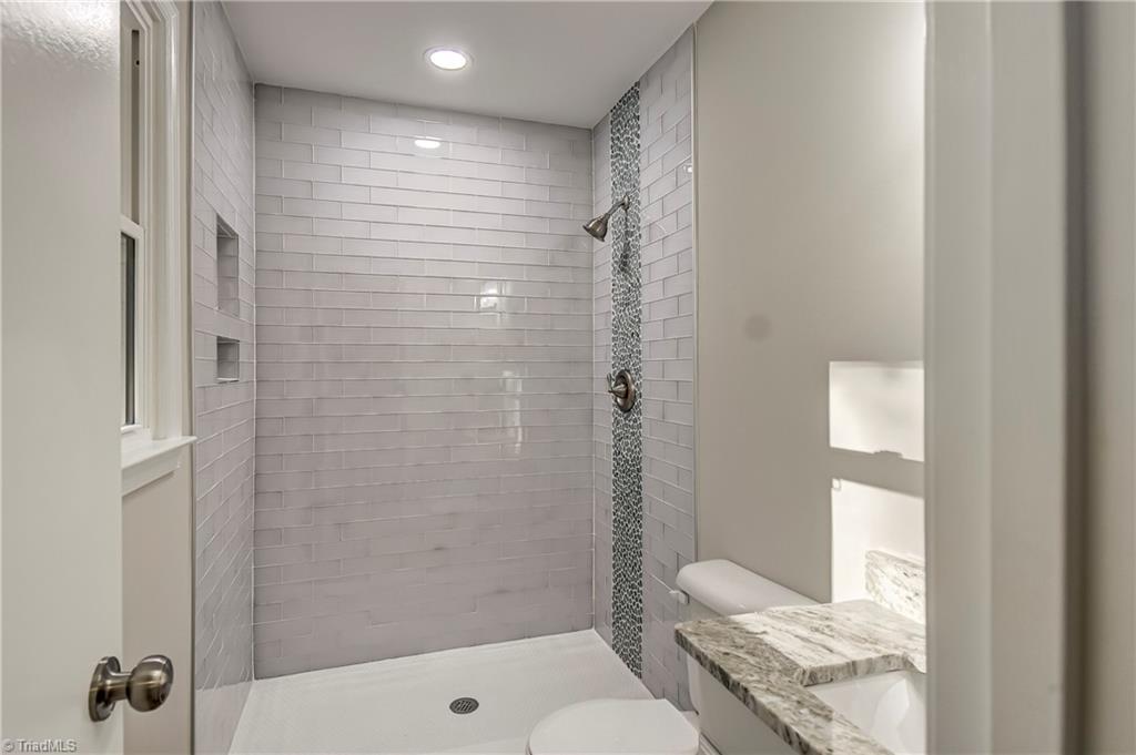 4310 Lormar Road Greensboro, NC 27406 - Photo 33 of 40 Gallery Image 33