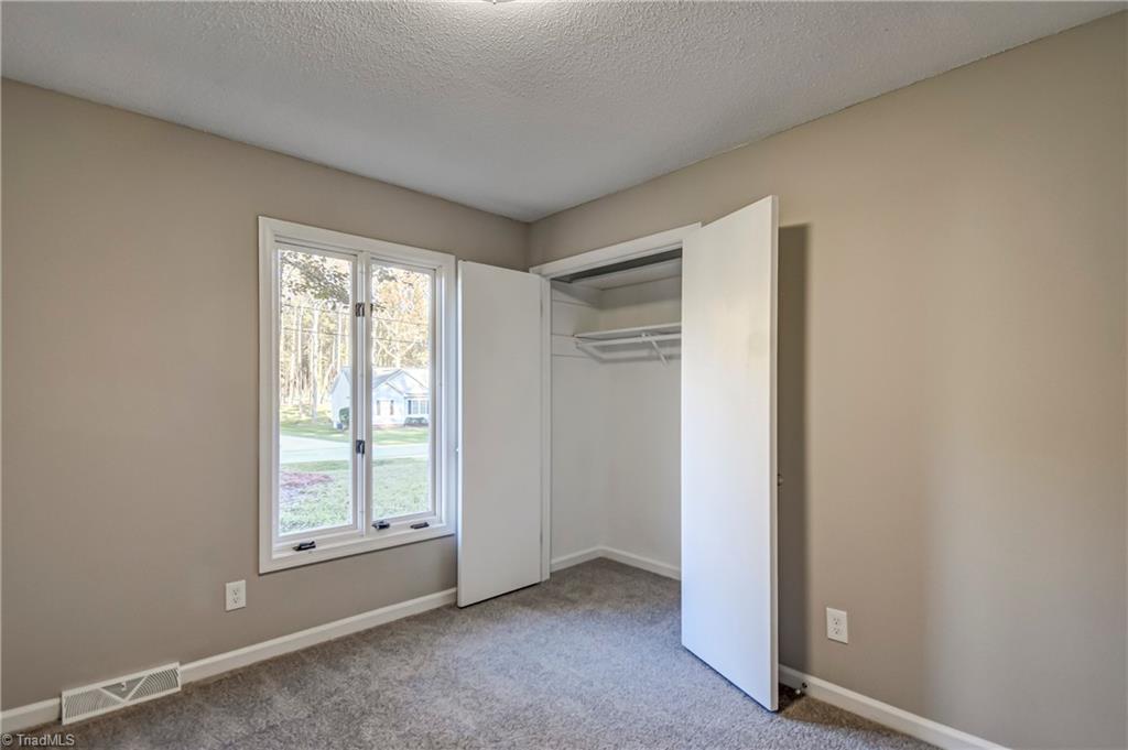4310 Lormar Road Greensboro, NC 27406 - Photo 34 of 40 Gallery Image 34