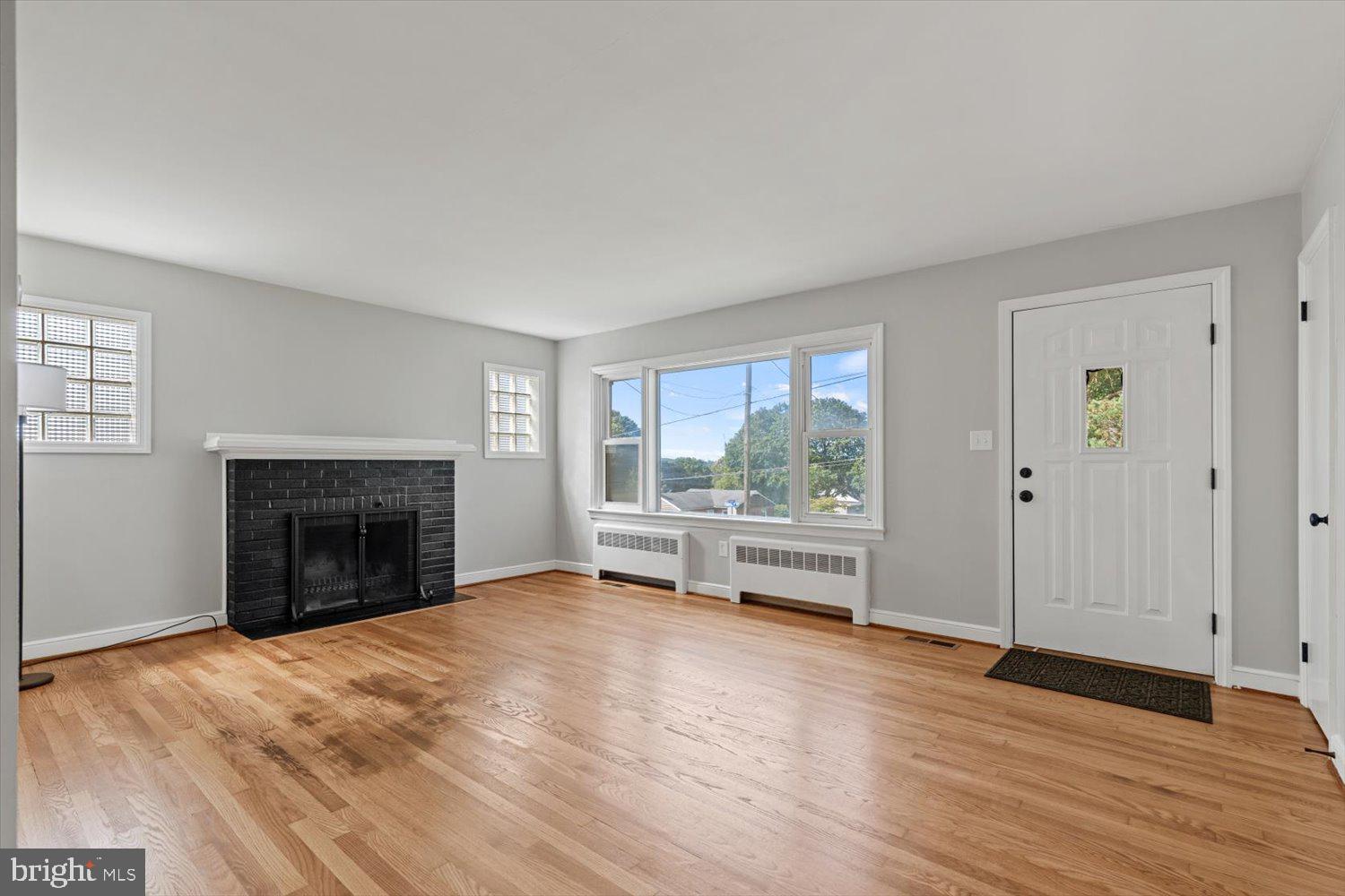 413 Chancellor Road York, PA 17403 - Photo 6 of 31