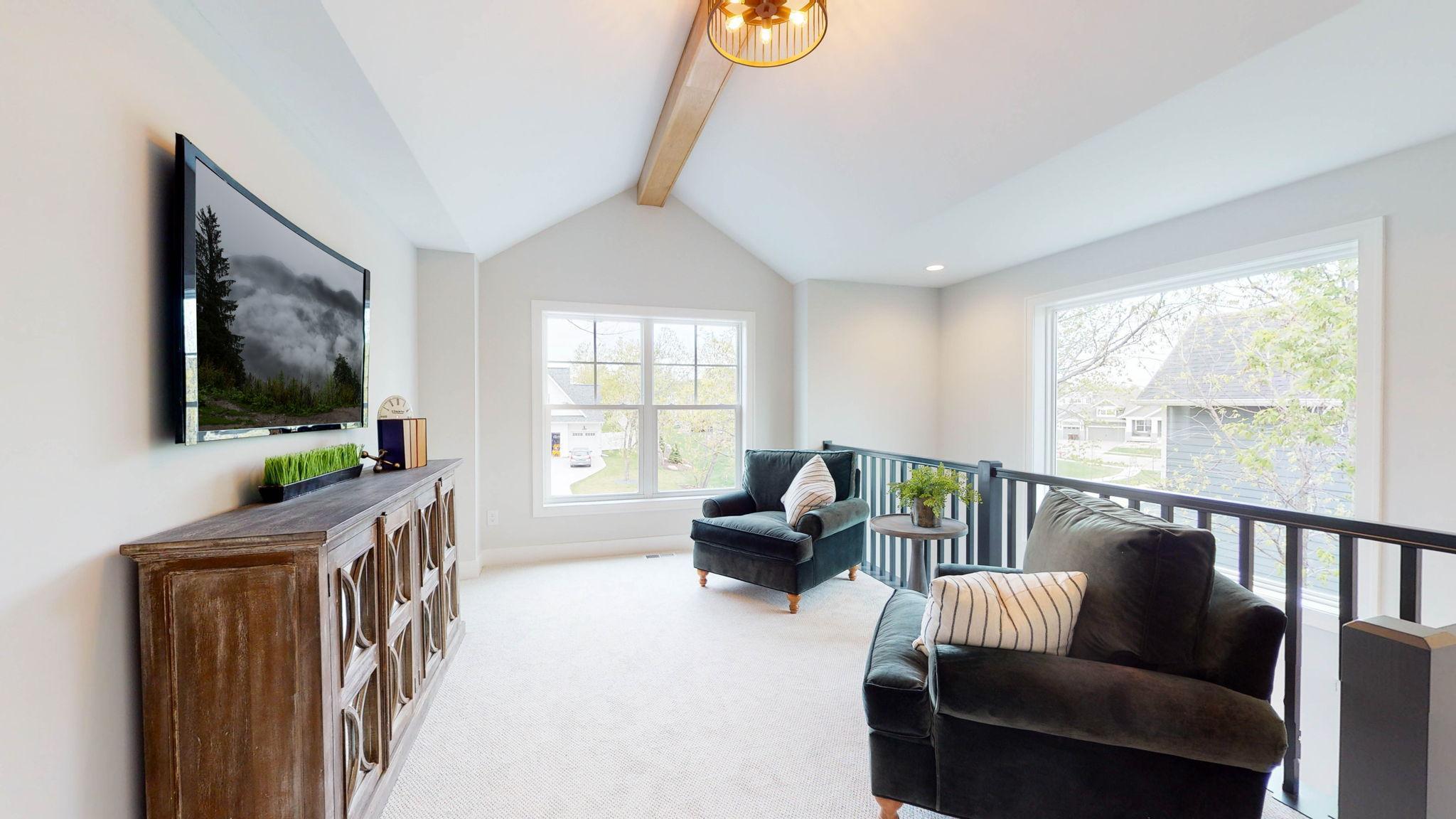 19135 Easton Road Deephaven, MN 55391 - Photo 3 of 9