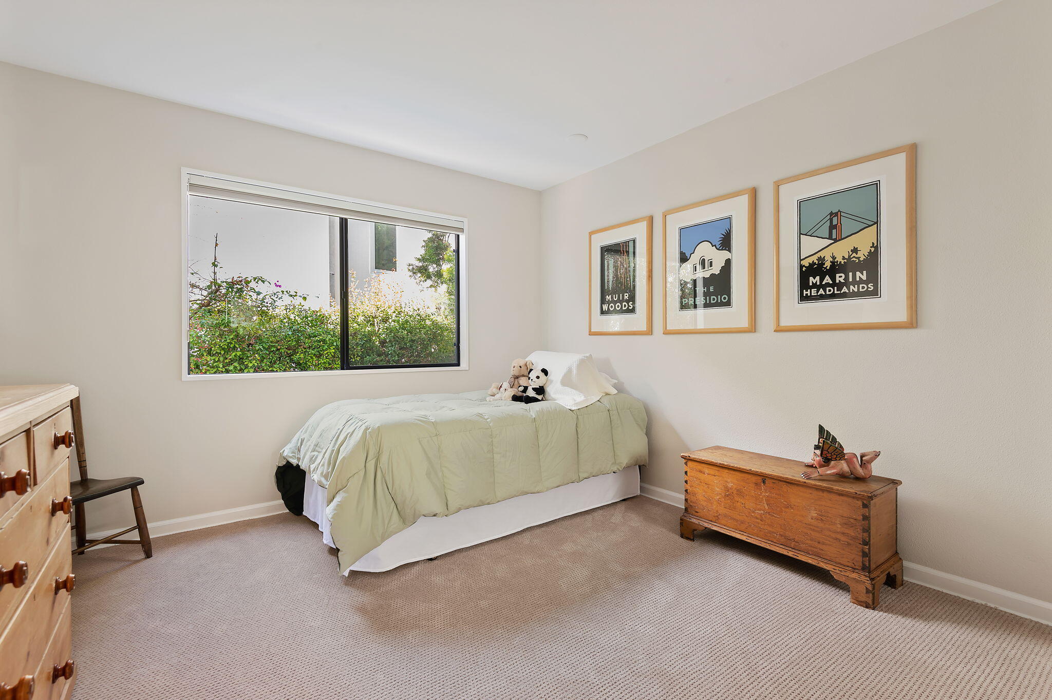 10 Rincon Vista Road Santa Barbara, CA 93103 - Photo 29 of 40 a bed room with a bed and a window