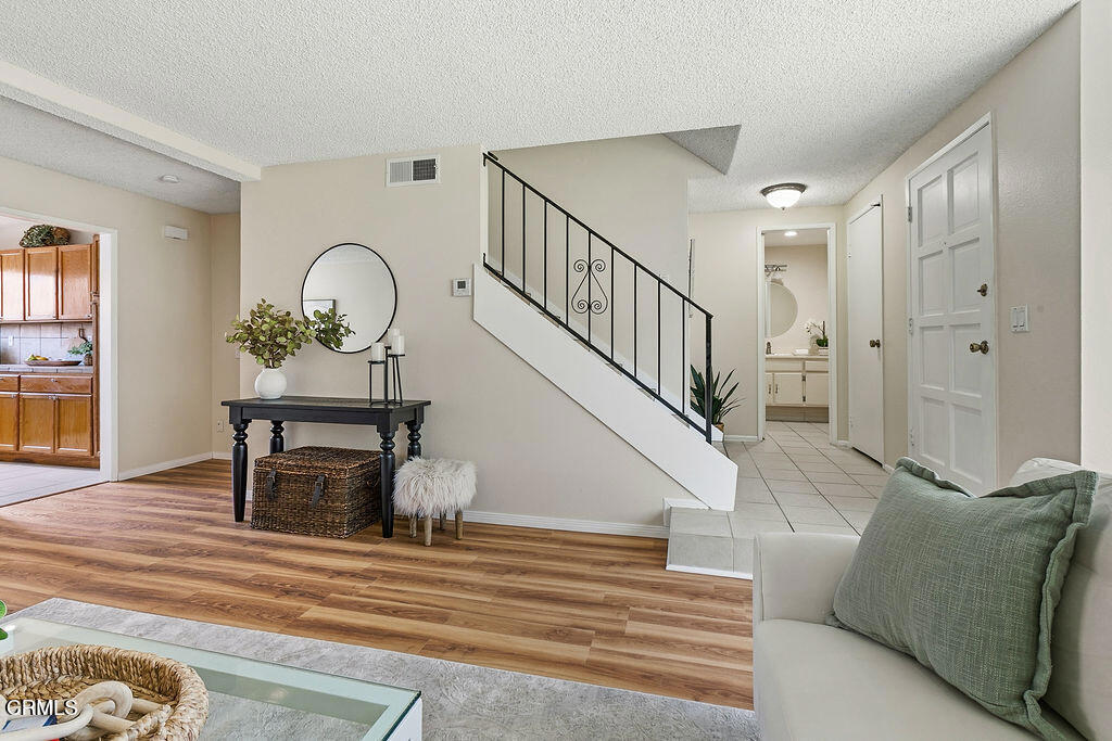 15091 Varsity Street, Unit C Moorpark, CA 93021 - Photo 8 of 32