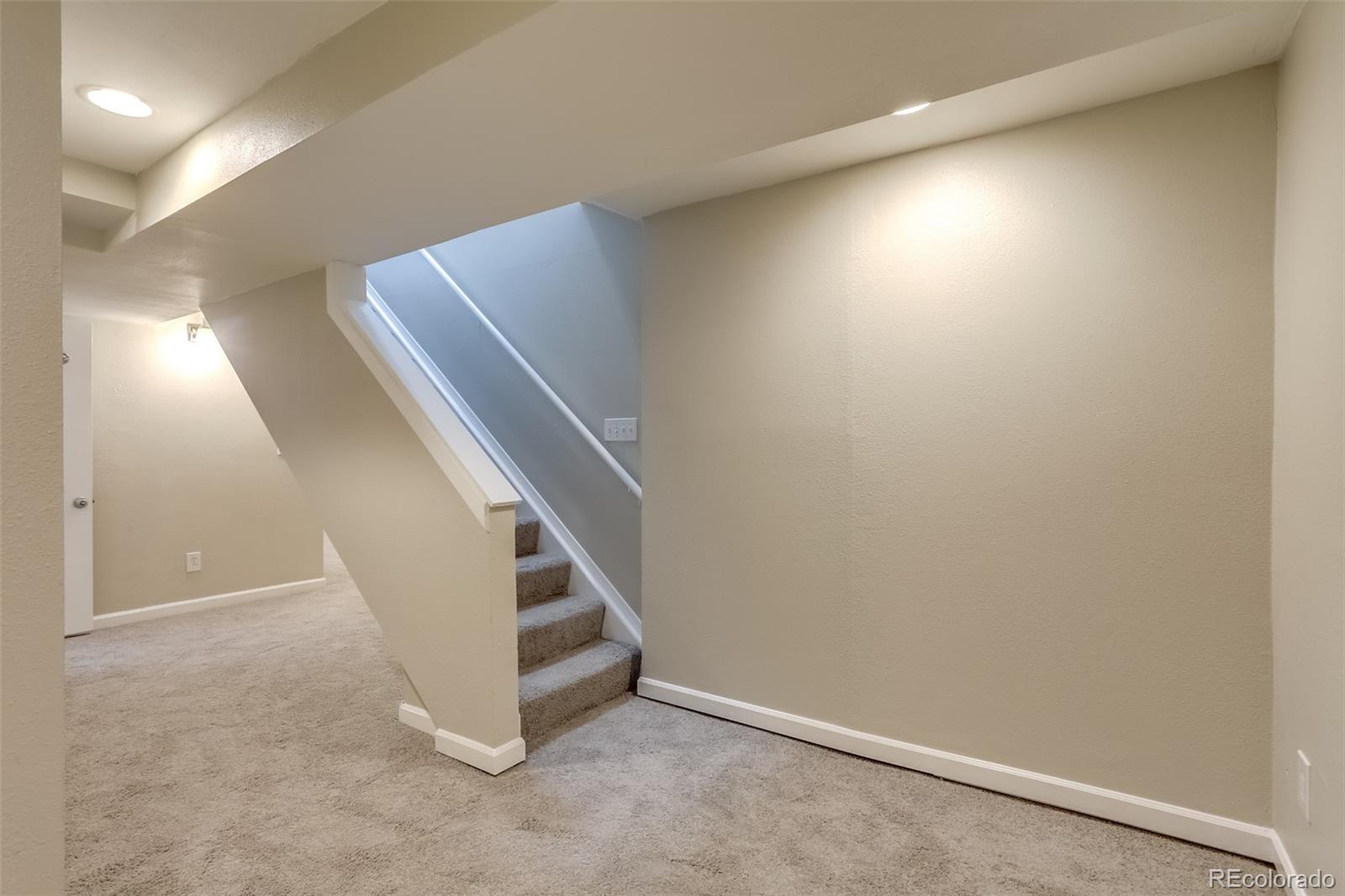 514 Longfellow Lane Highlands Ranch, CO 80126 - Photo 23 of 43 an entryway in an empty room