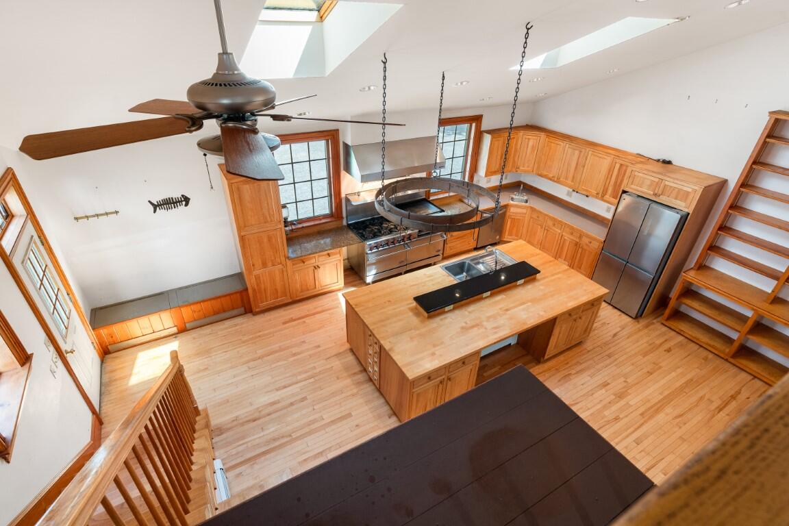 234 River Road Edgecomb, ME 04556 - Photo 13 of 41 11