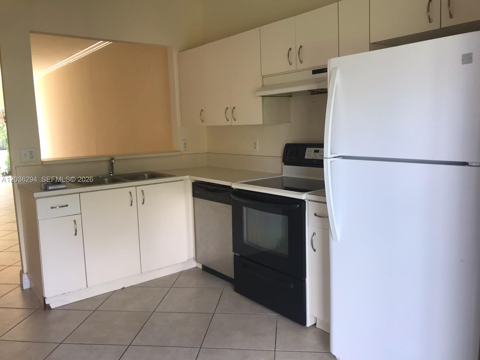 4 Southwest 16th Avenue Homestead, FL 33030 - Photo 3 of 7
