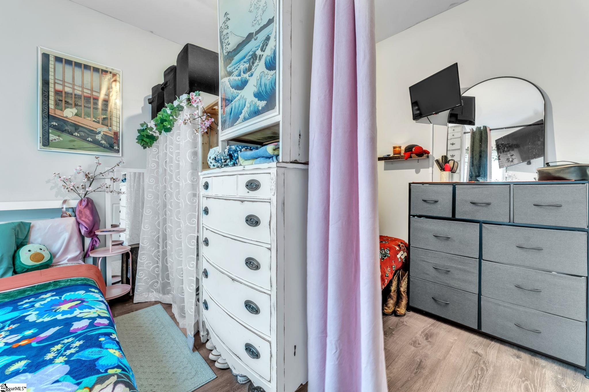 401 South Broad Street Clinton, SC 29325 - Photo 14 of 25