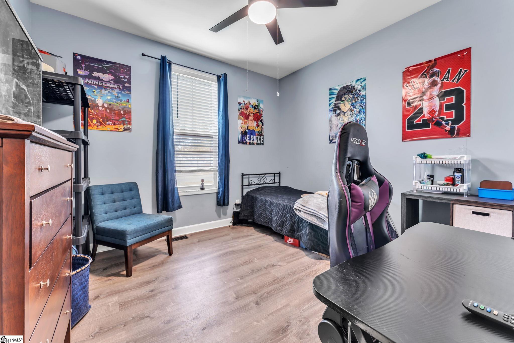 401 South Broad Street Clinton, SC 29325 - Photo 17 of 25