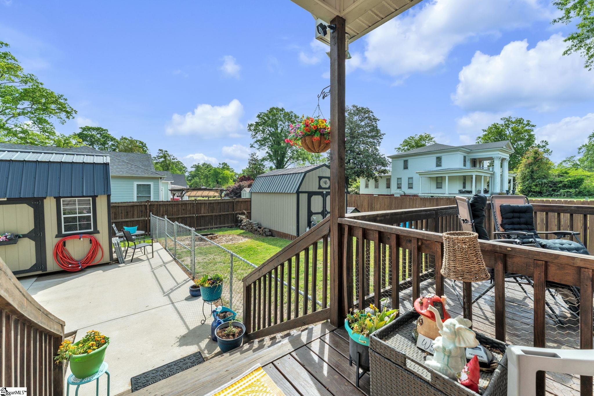 401 South Broad Street Clinton, SC 29325 - Photo 20 of 25