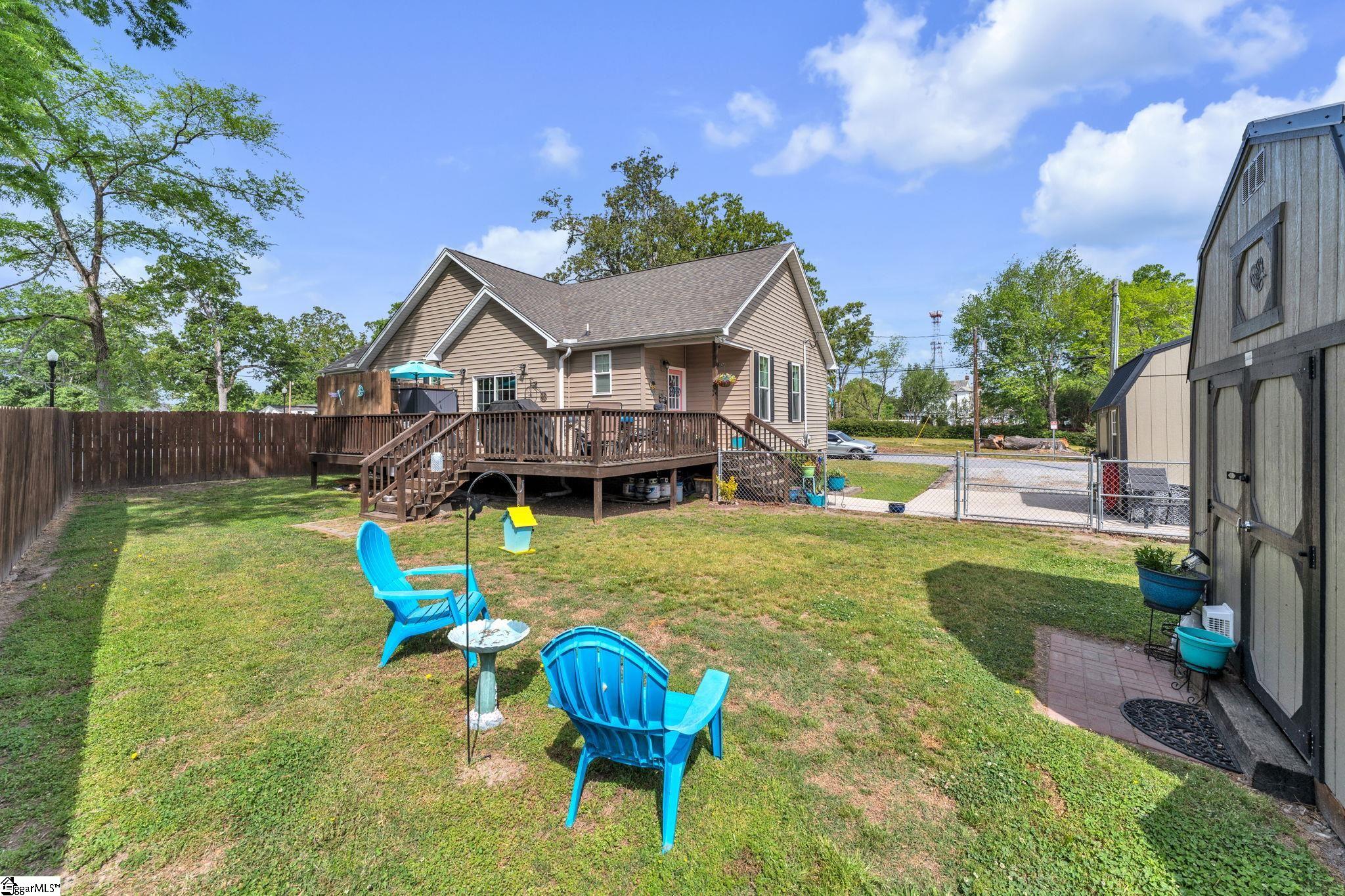 401 South Broad Street Clinton, SC 29325 - Photo 24 of 25