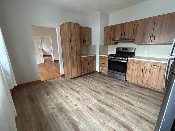 $2,800 | 9 Starbird Street, Unit 1, Malden, MA 02148