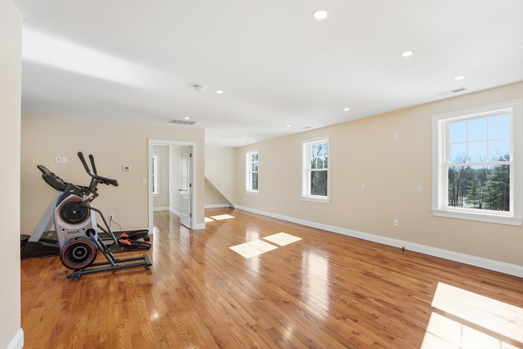 165 Lyman Road Berlin, MA 01503 - Photo 20 of 38