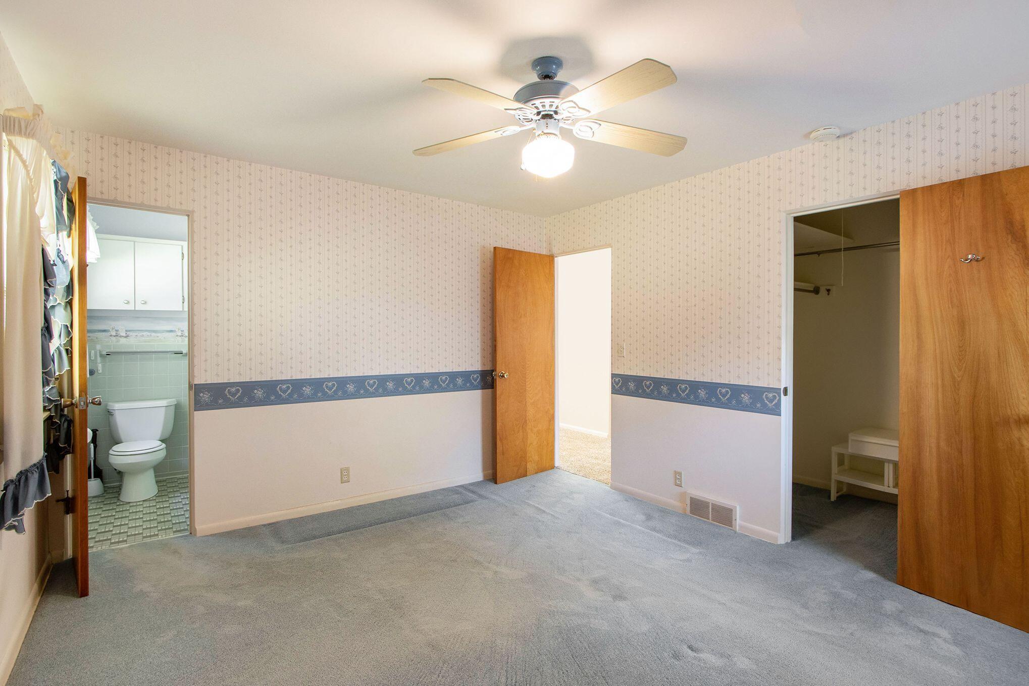 2038 Rambling Road Kalamazoo, MI 49008 - Photo 11 of 32 Bedroom 2 A