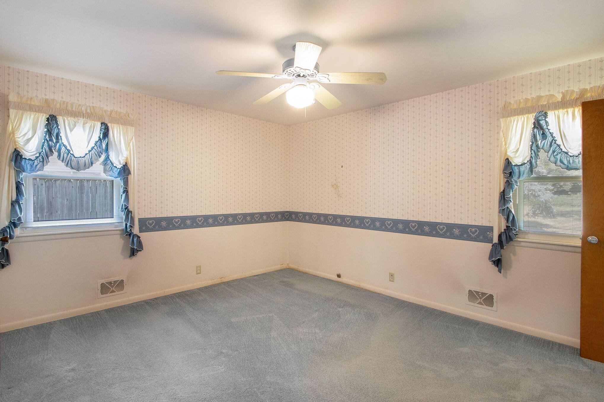 2038 Rambling Road Kalamazoo, MI 49008 - Photo 12 of 32 Bedroom 2