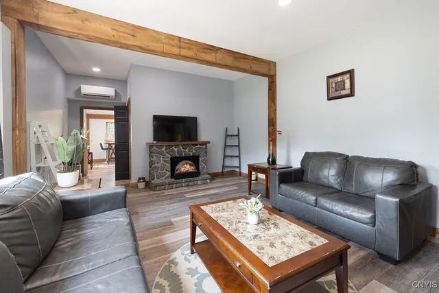 $2,600 | 3653 County Rte 17, Williamstown, NY 13493