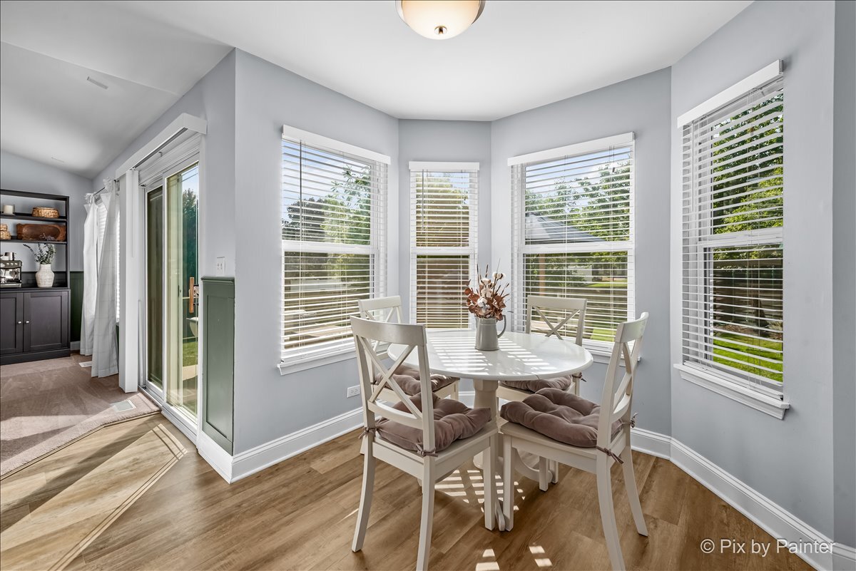 3173 Whitney Road Aurora, IL 60502 - Photo 7 of 39 Gallery Image 7