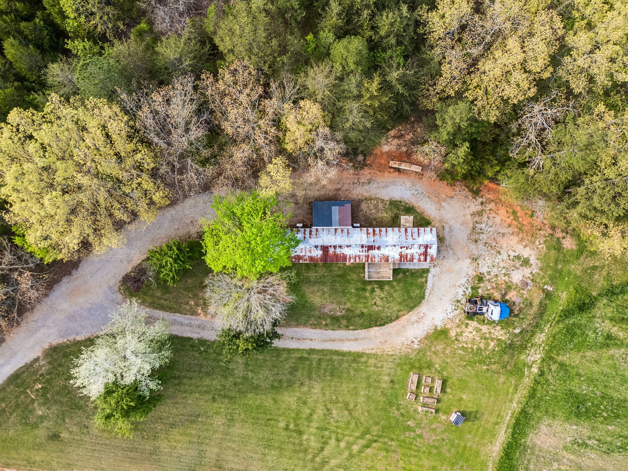 1033 Pollard Road Walling, TN 38587 - Photo 2 of 39